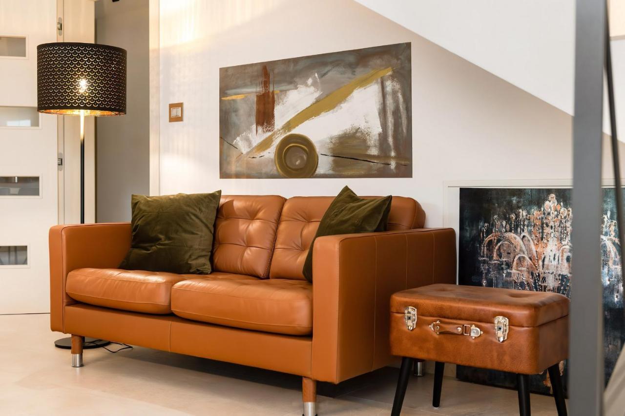 Luxury Villa Santa Cruz With Xl Pool And Jacuzzi Potpićan Zewnętrze zdjęcie