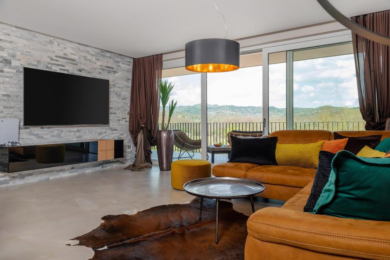 Luxury Villa Santa Cruz With Xl Pool And Jacuzzi Potpićan Zewnętrze zdjęcie
